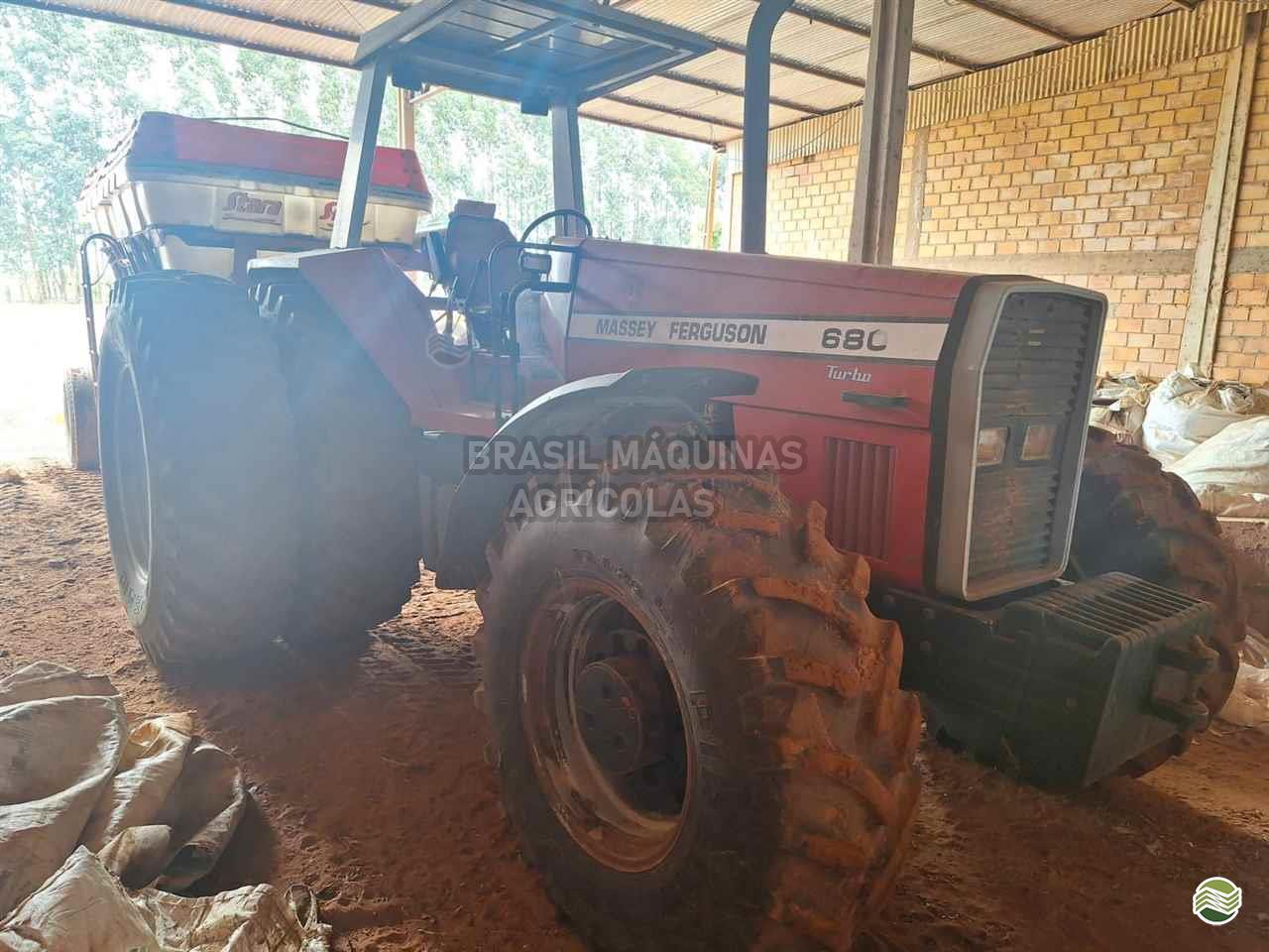 MF 680 de Brasil Máquinas Agrícolas